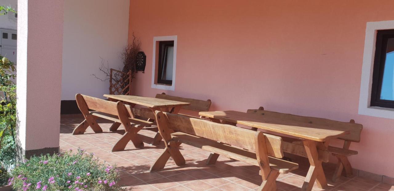 Klet Jana Bed & Breakfast Ястребарско Екстериор снимка