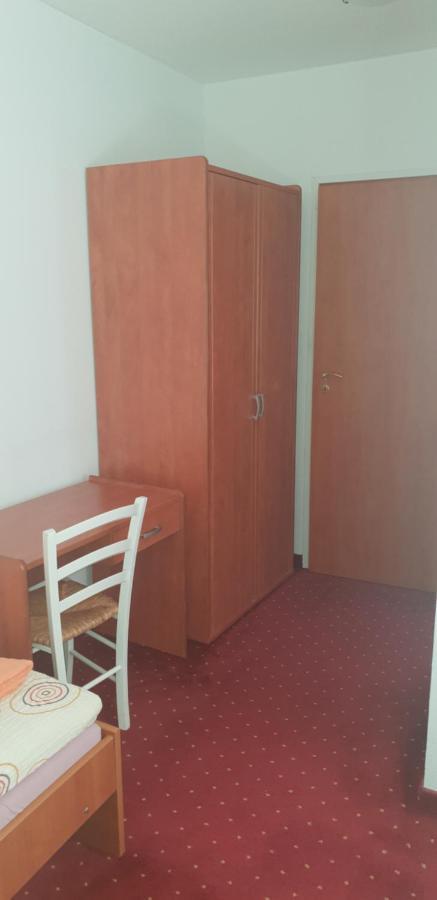 Klet Jana Bed & Breakfast Ястребарско Екстериор снимка